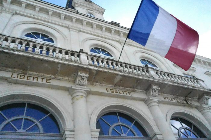 Franse Vlag bij Stadhuis Chatellerault