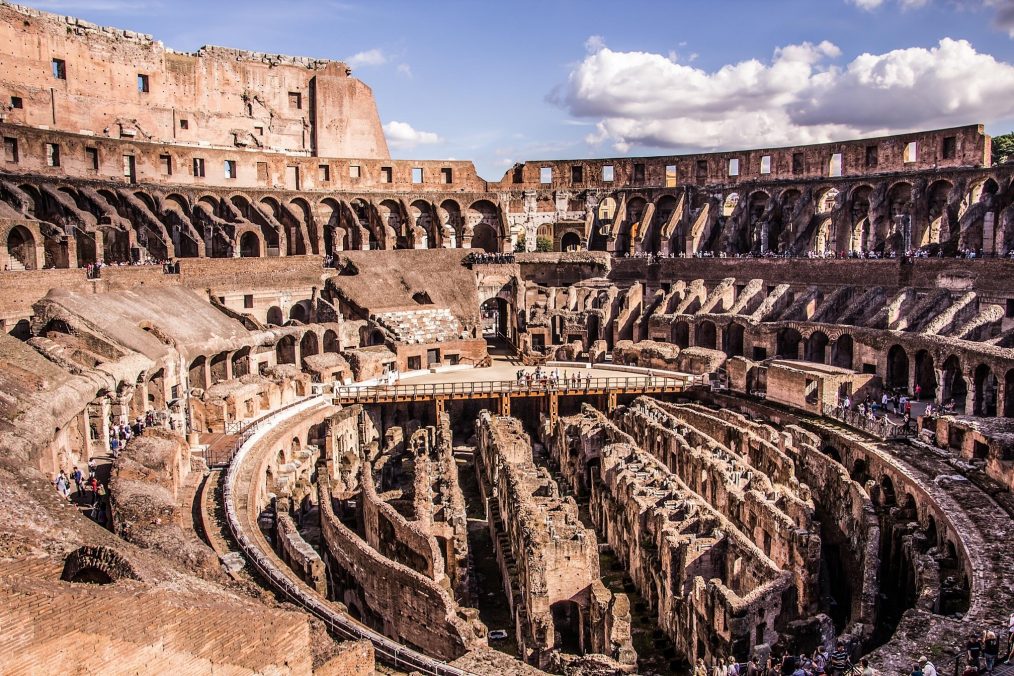 Historische Plaatsen - Colosseum (Binnenkant) in Rome, Italië