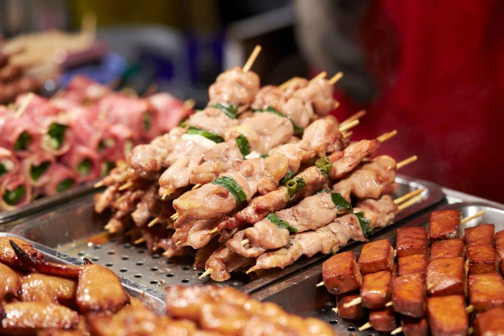 Spiesjes met vlees in Taiwan