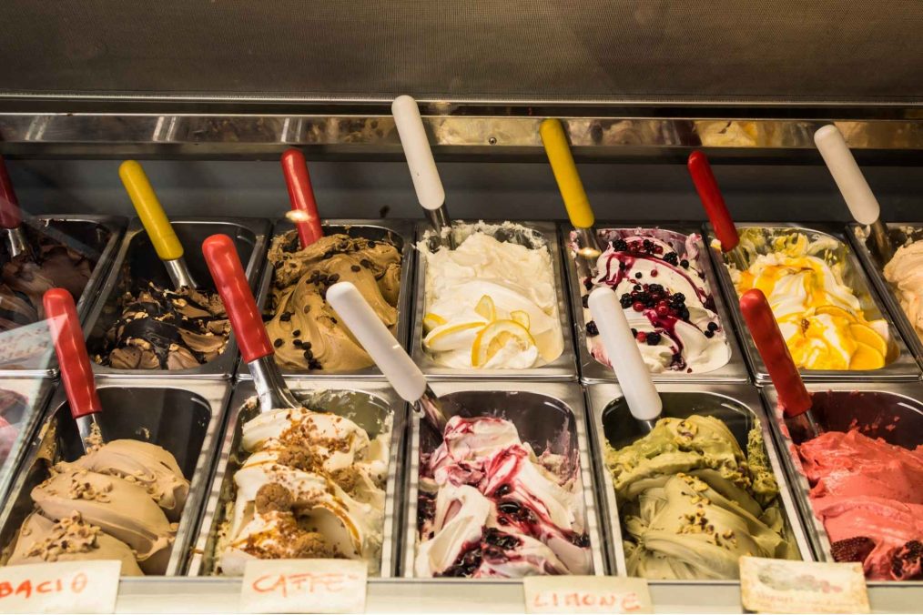 Italiaanse gelato (italiaans ijs)