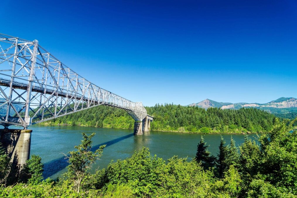Bridge of the Gods (Brug der Goden) in Oregon