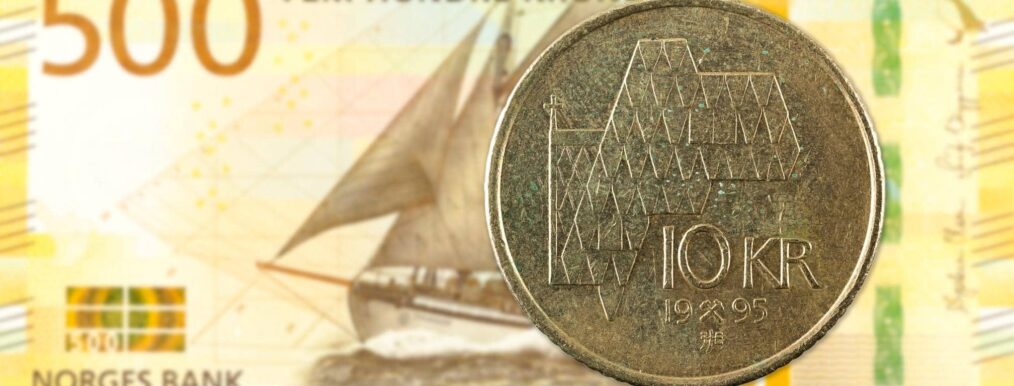 10 kronen munt en 500 kronen bankbiljet van Noorwegen valuta
