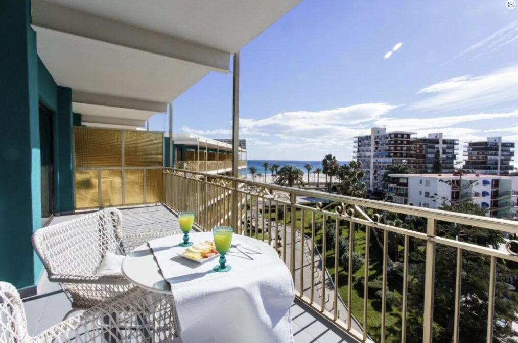 Uitzicht vanaf het balkon van Hotel Almirante in Alicante