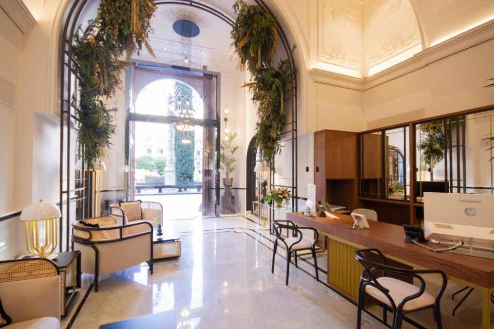 Valencia Hotels - De lobby van het boetiekhotel Palacio Vallier 5